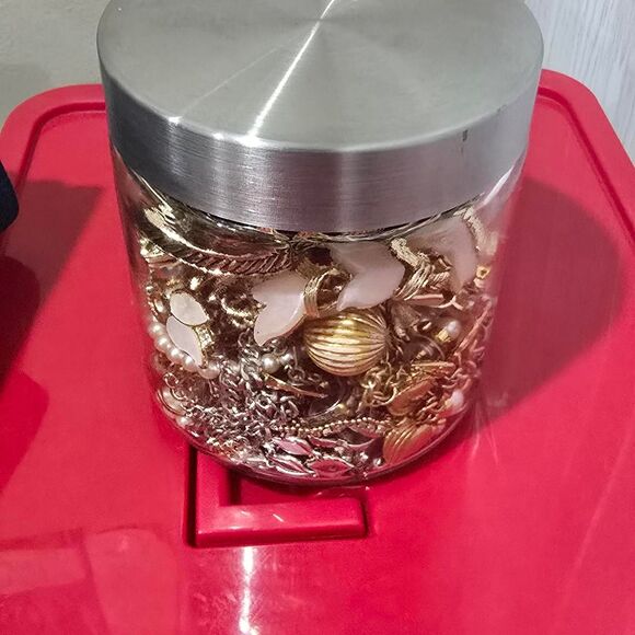 Unbranded Women's Gold Jewellery - Picture 1 of 6
